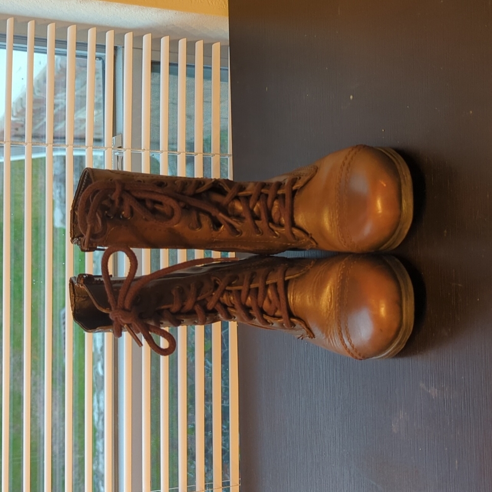 Steve Madden boots size 5.5